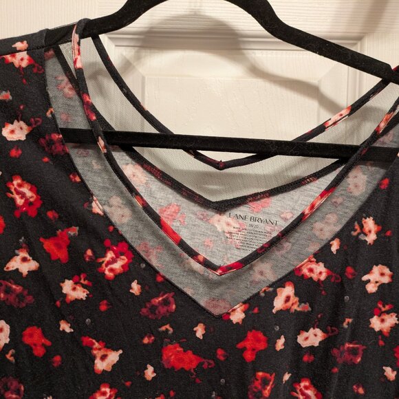 Lane Bryant V- neck illusion neckline floral top - Picture 2 of 5